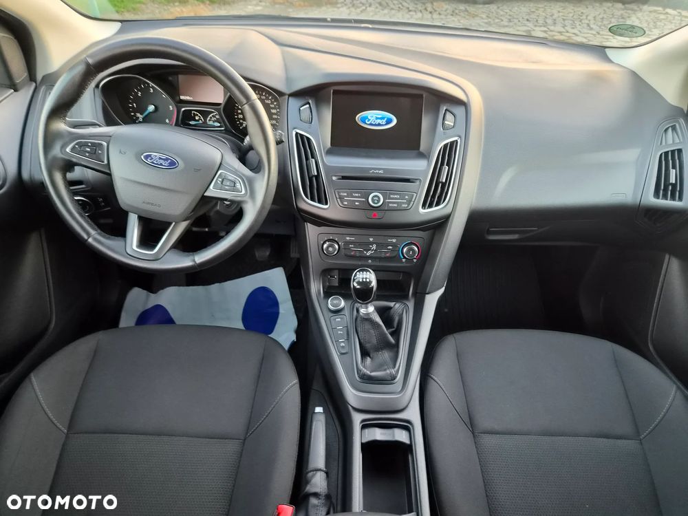 Ford Focus 1.5 TDCi DPF Start-Stopp-System Business - 4