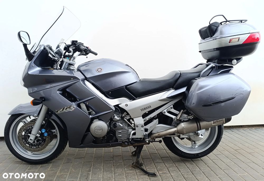 Yamaha FJR - 4