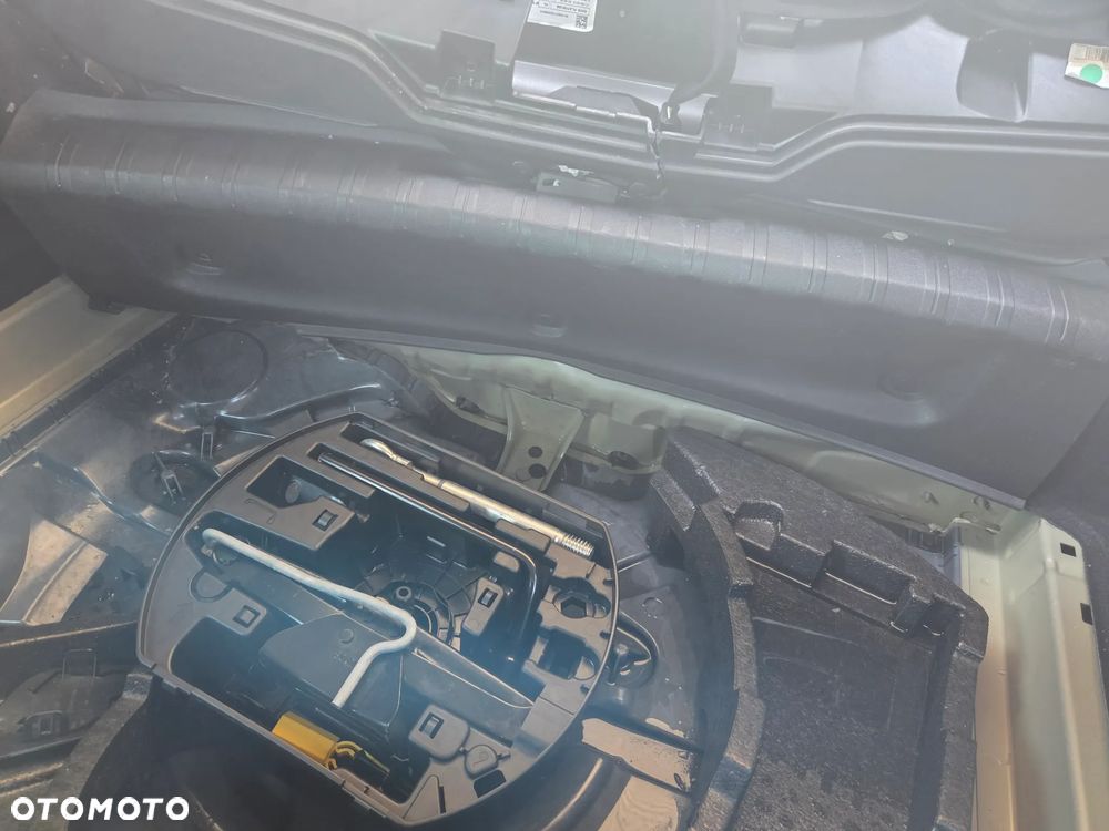 Peugeot 308 BlueHDi 130 EAT6 Stop & Start Active - 30