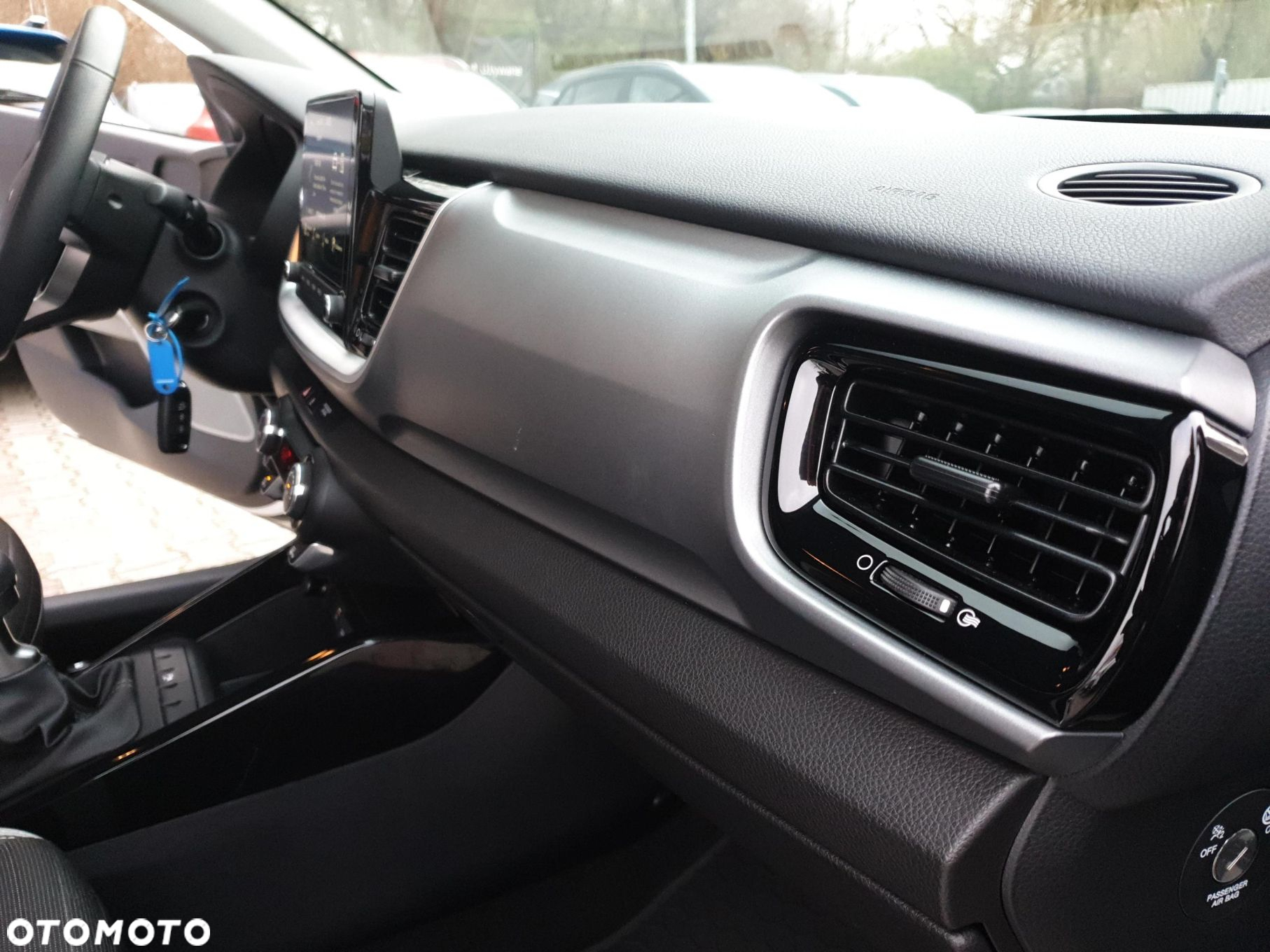 Kia Stonic 1.0 T-GDI L - 27