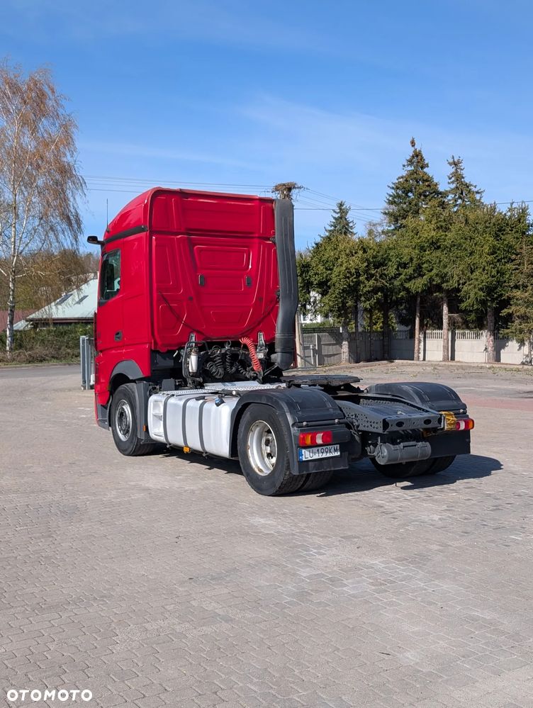 Mercedes-Benz Actros - 6
