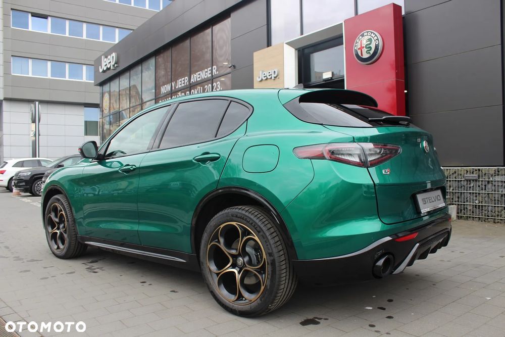 Alfa Romeo Stelvio 2.0 Turbo Intensa Q4 - 3