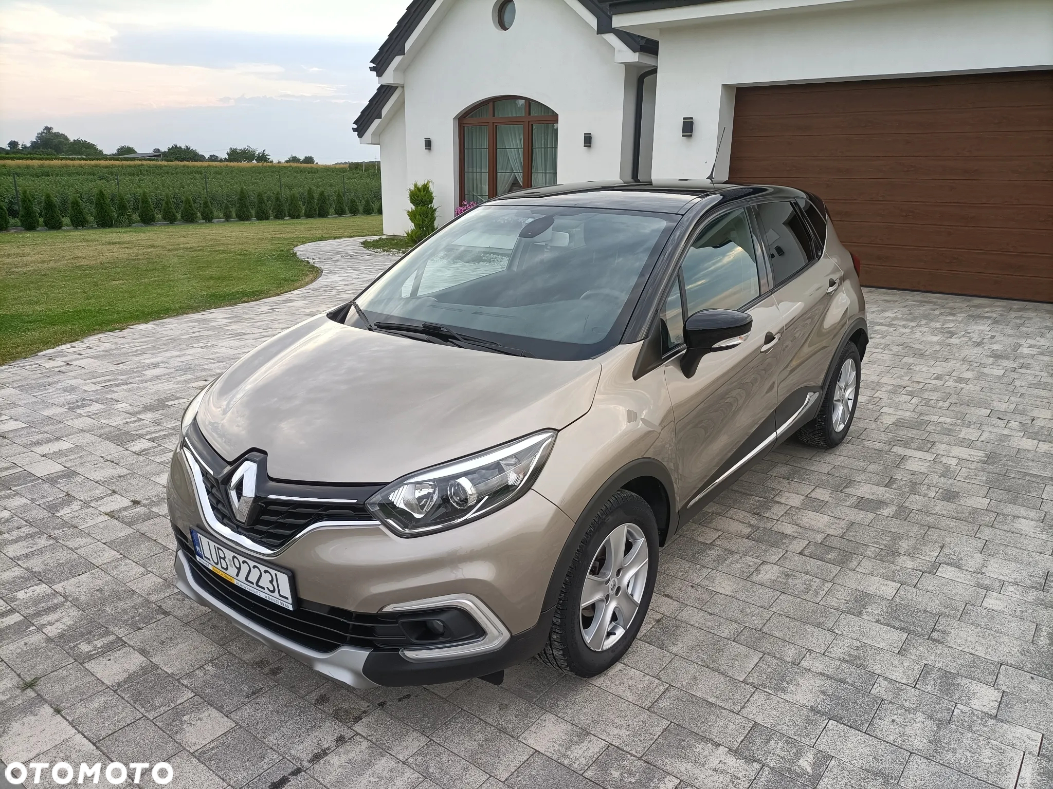 Renault Captur - 14