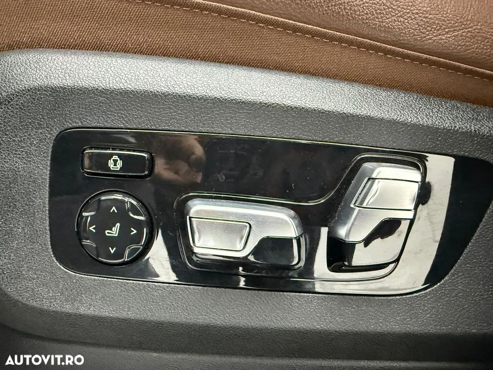 BMW X5 2020 — imagine 24
