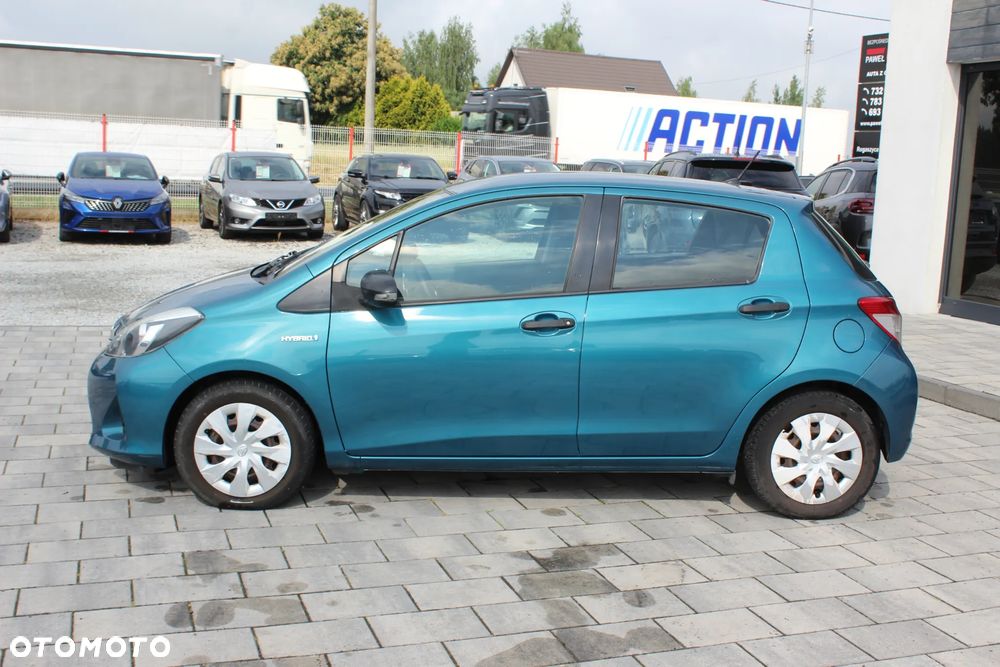 Toyota Yaris Hybrid 100 Premium - 5