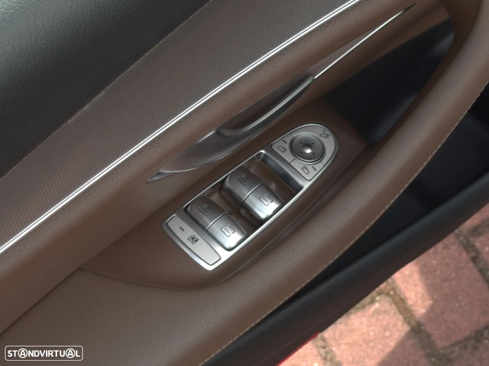 Mercedes-Benz E 220 d Avantgarde+ - 11