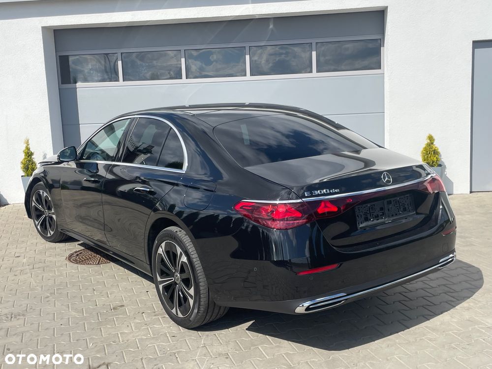 Mercedes-Benz Klasa E 300 4-Matic Avantgarde - 4