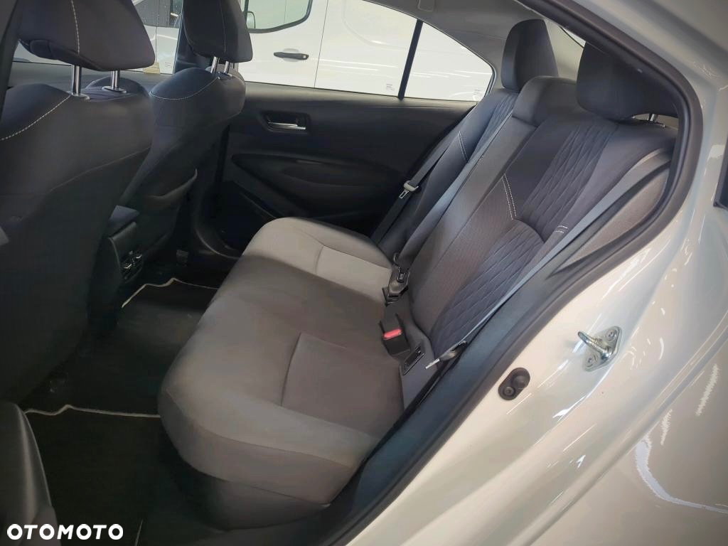 Toyota Corolla 1.8 Hybrid Comfort - 9