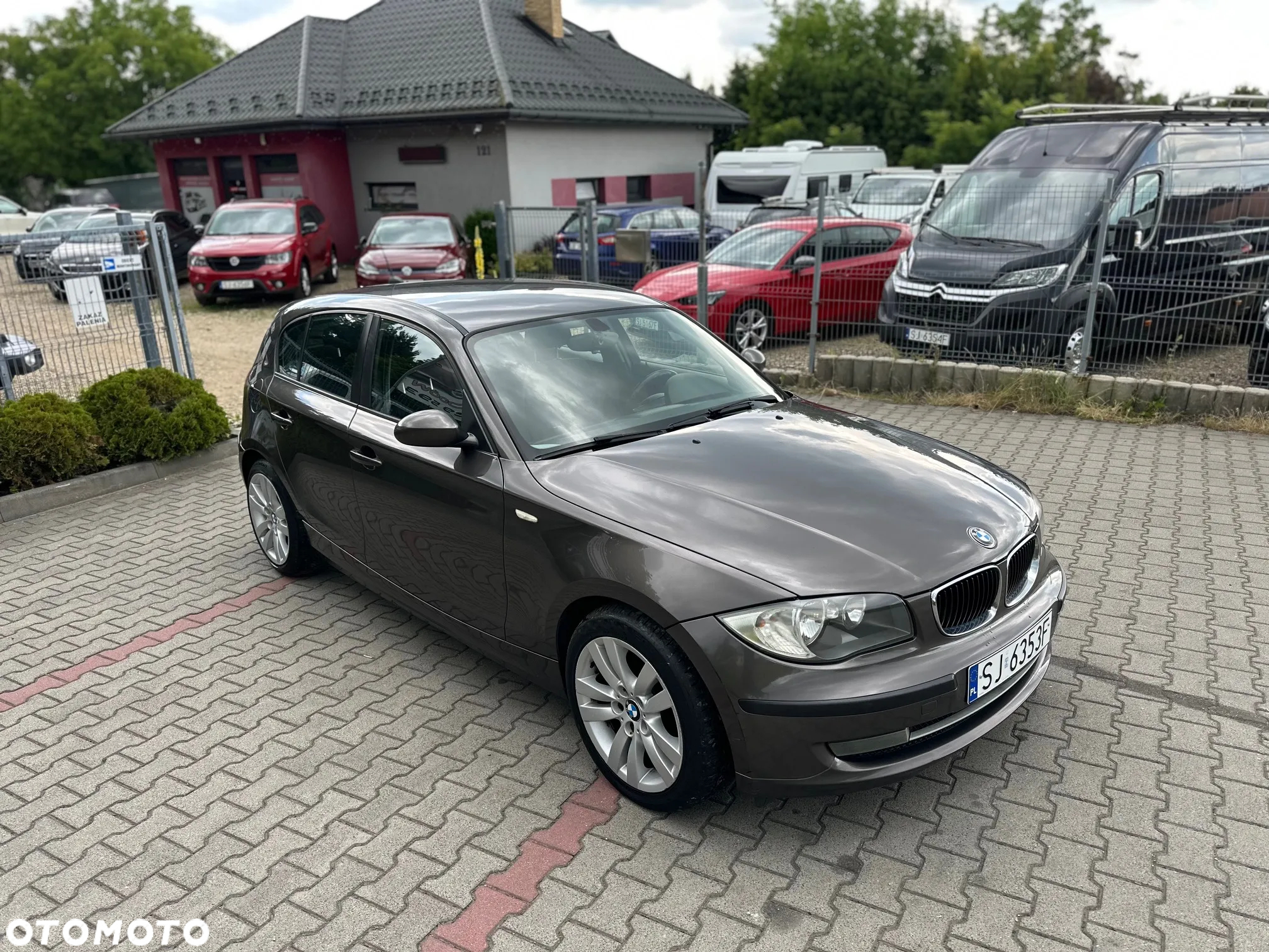 BMW Seria 1 118d - 8