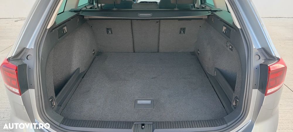 Volkswagen Passat 2.0 TDI SCR DSG Business - 15