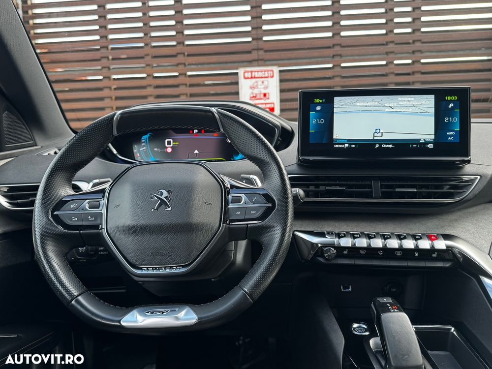 Peugeot 3008 PHEV 225 EAT8 GT - 17