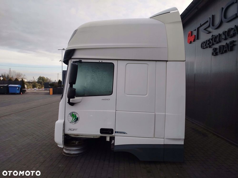 KABINA DAF XF 106 LIFT - 6