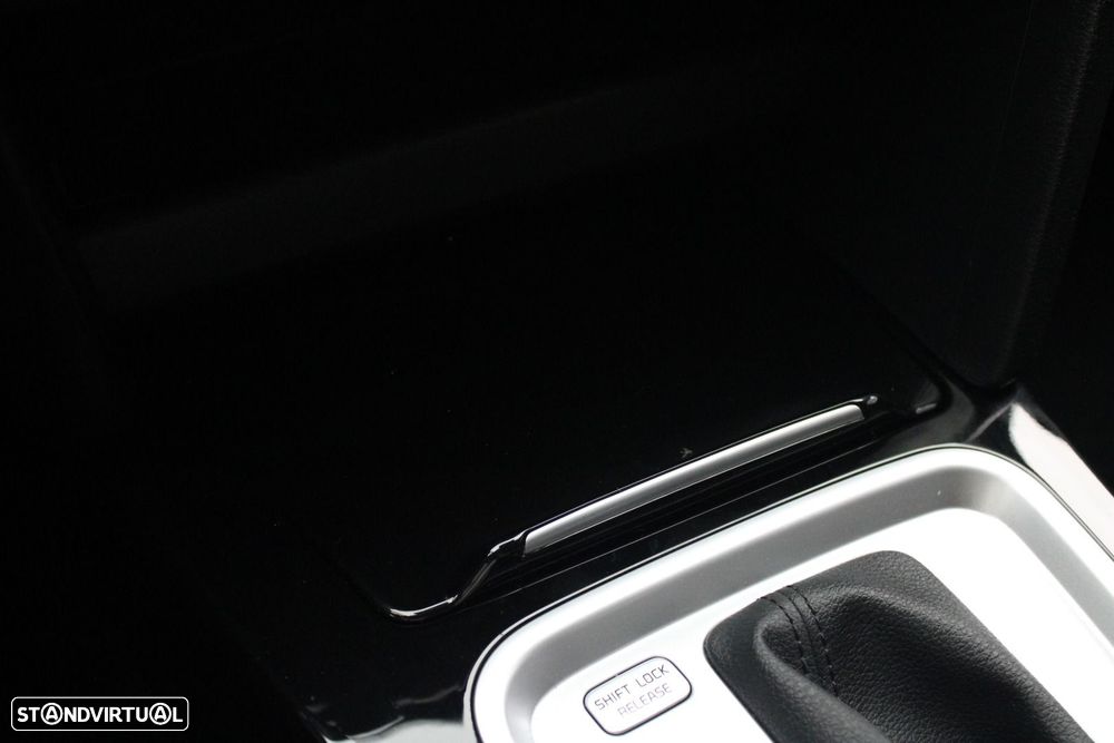 Kia XCeed 1.6 GDi PHEV Drive — fotografia 24