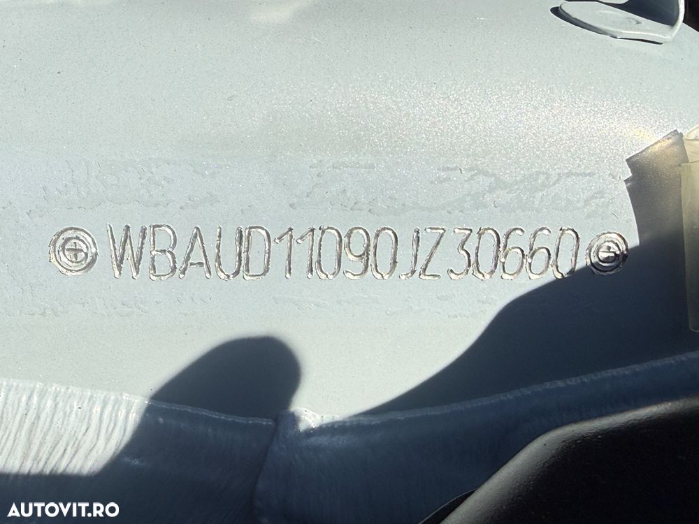 BMW Seria 1 120i Aut. Edition Sport - 28