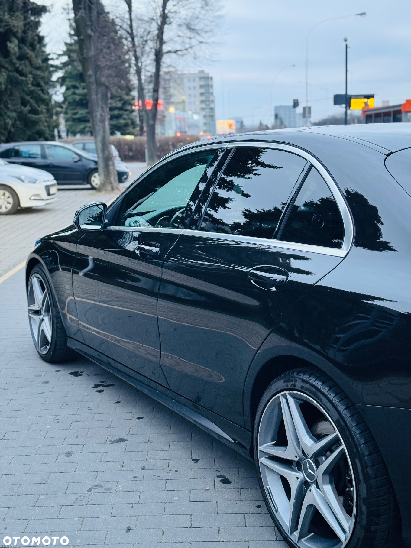 Mercedes-Benz Klasa C 220 d 4-Matic 7G-TRONIC - 11