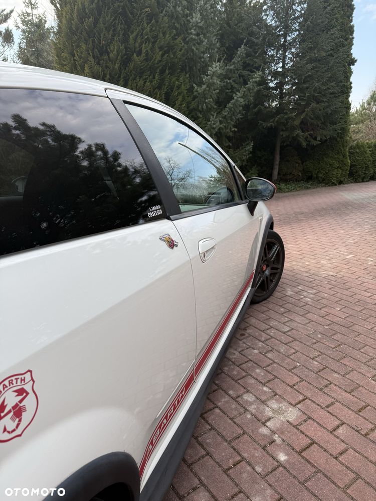 Abarth Grande Punto - 4