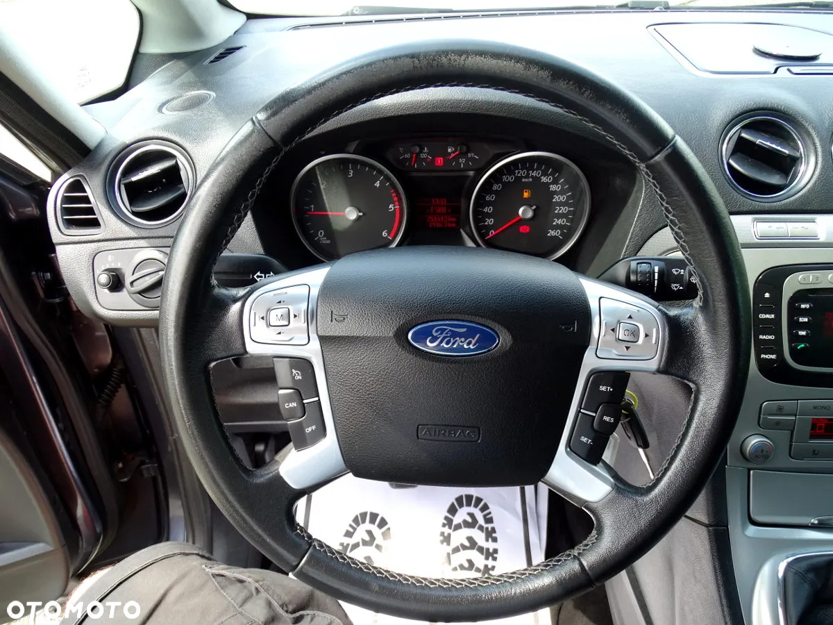 Ford Galaxy 2.0 TDCi Ambiente - 18