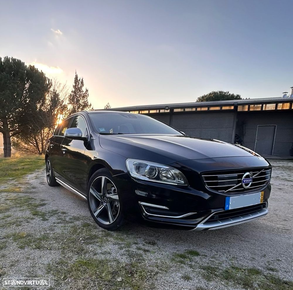 Volvo V60 2.4 D6 Summum AWD Phev - 1