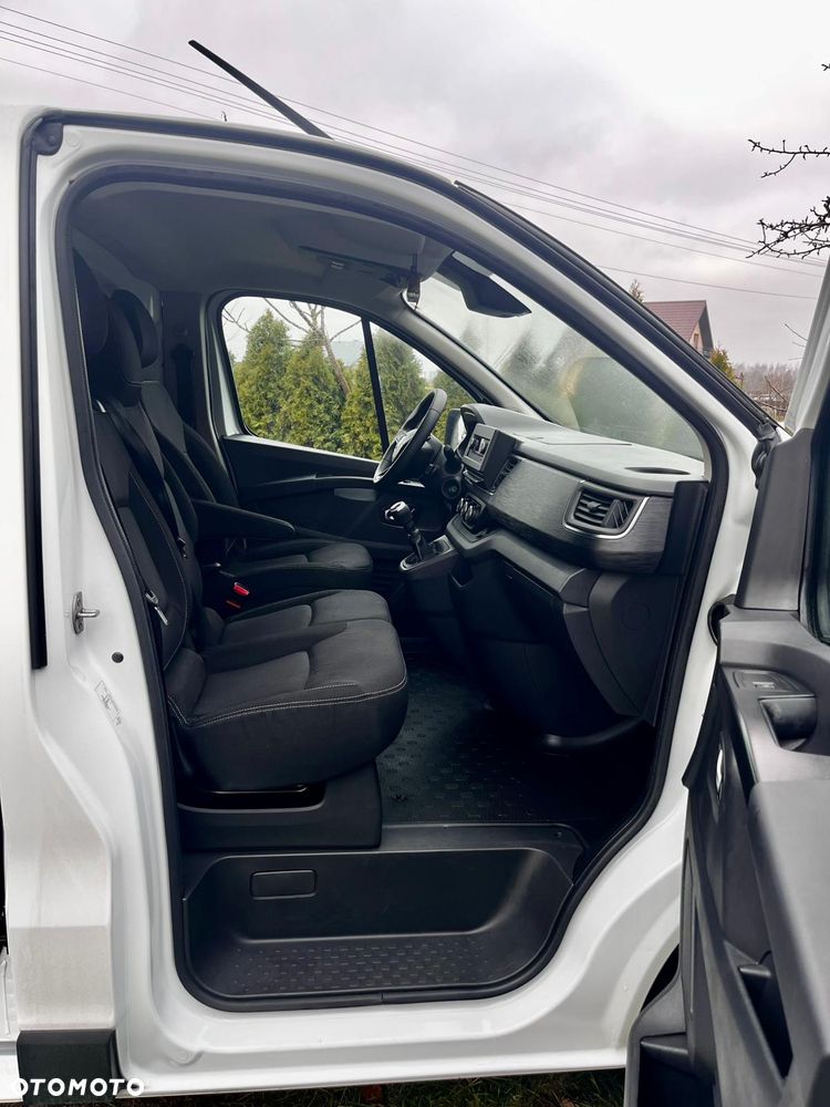 Renault Trafic - 13