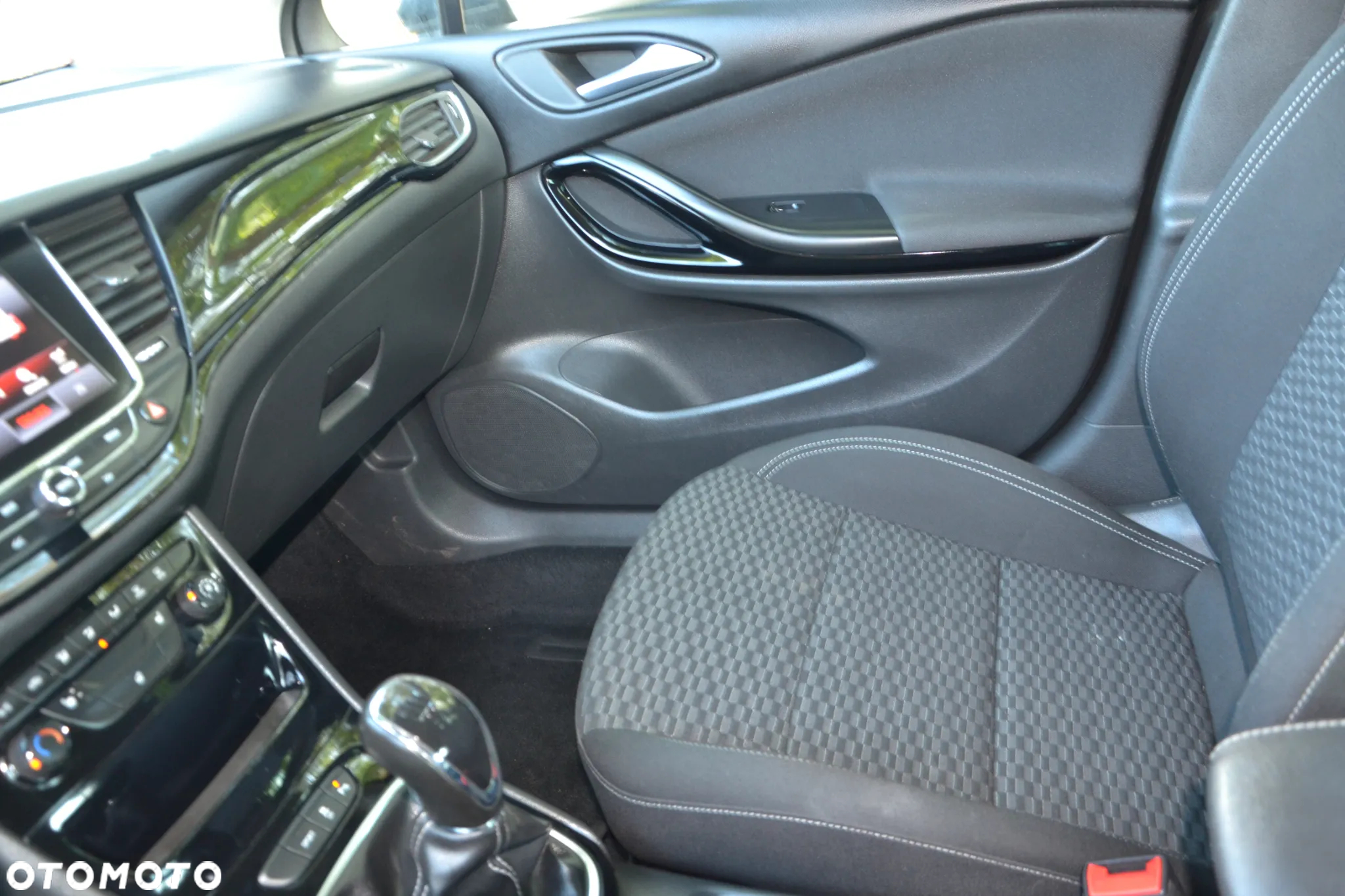 Opel Astra V 1.6 CDTI Elite S&S - 28