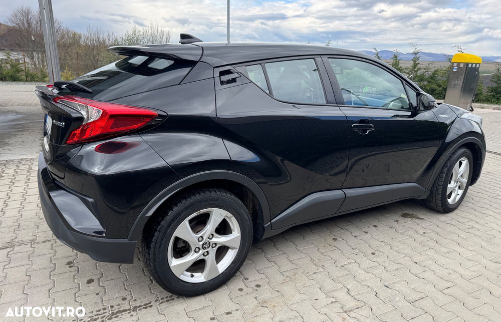Toyota C-HR - 1