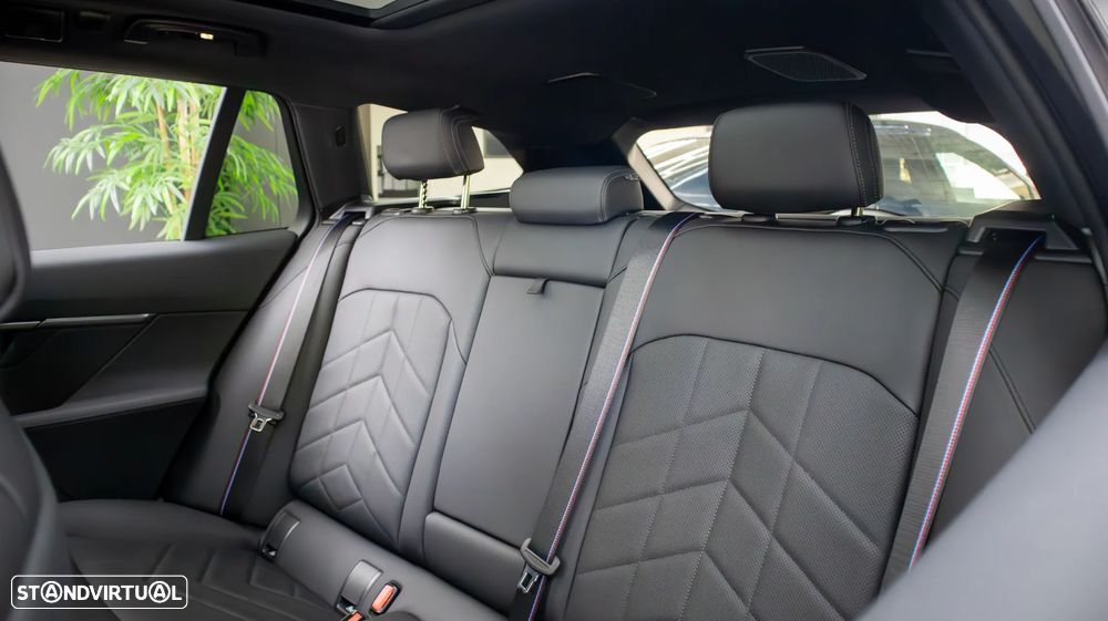 BMW i5 eDrive40 Pack Desportivo M Pro - 9