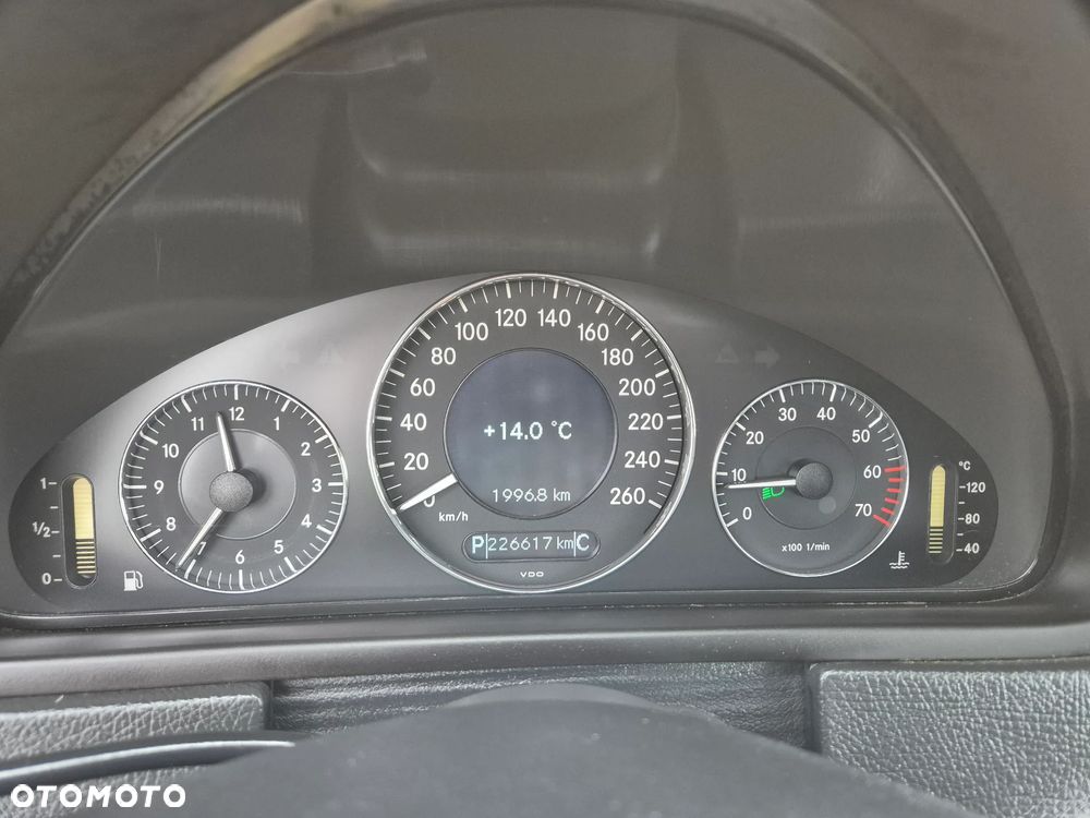 Mercedes-Benz CLK Coupe 200 Kompressor Automatik Avantgarde - 34
