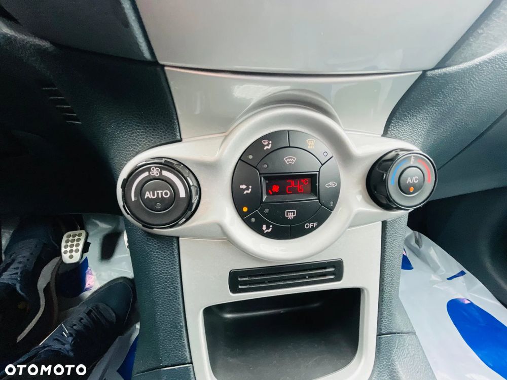 Ford Fiesta 1.6 Ti-VCT Titanium - 20