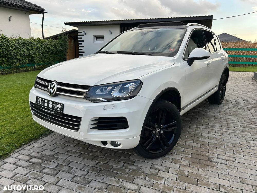 Volkswagen Touareg - 1