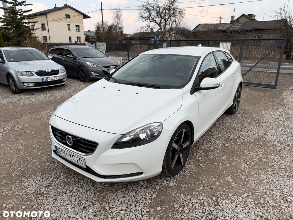 Volvo V40 D2 - 1