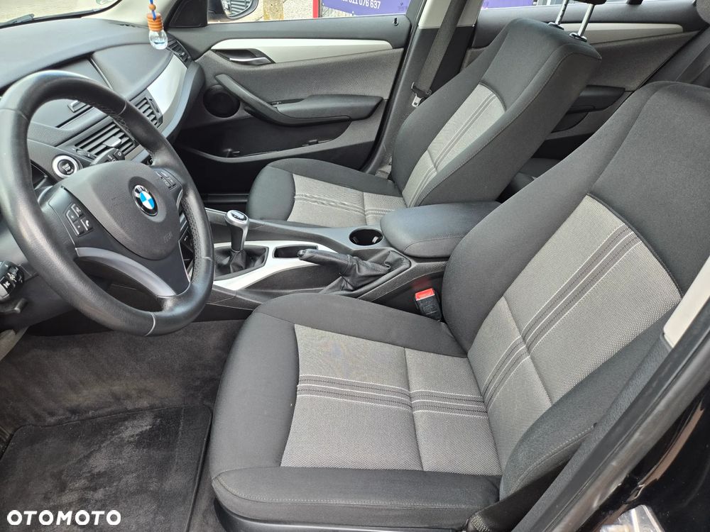 BMW X1 sDrive18i - 10