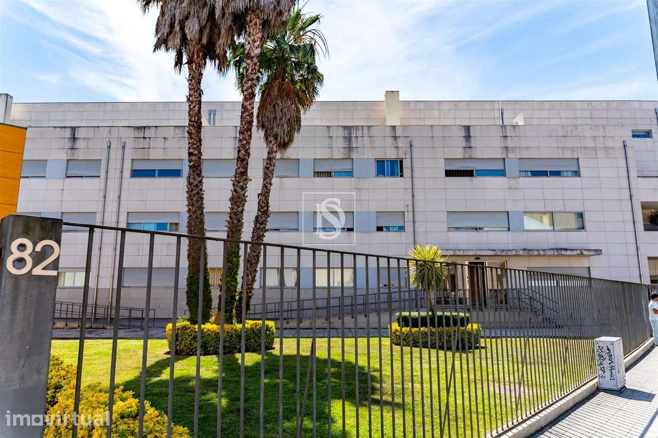 Apartamento T2+1 em Condomínio Fechado | Senhora da Hora, Matosinhos - Grande imagem: 2/28