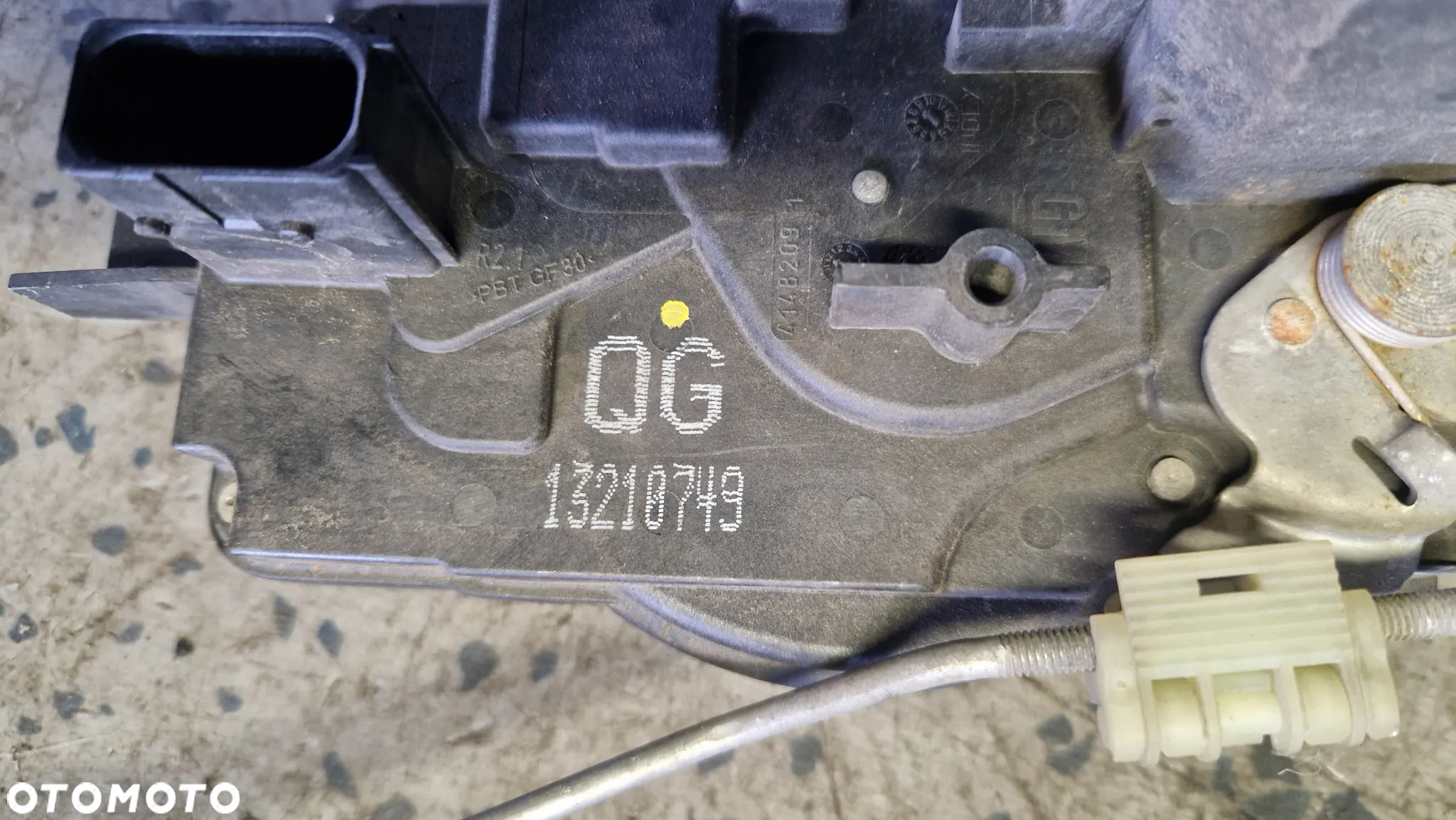 OPEL ASTRA III H ZAMEK DRZWI PRAWY PRZÓD 13210749 QG - 3