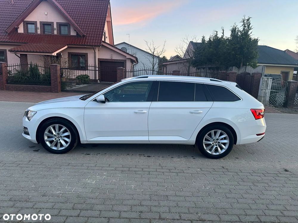 Skoda Superb 2.0 TDI Style DSG7 - 9