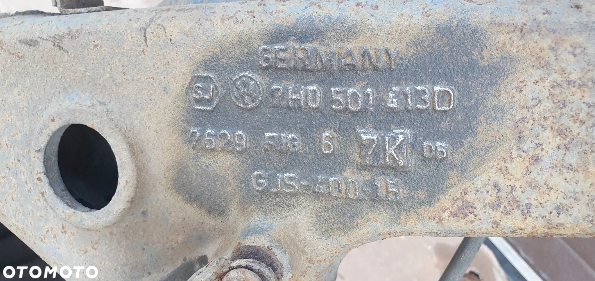 Zwrotnica lewy tył tylna lewa VW Transporter T5 7H0501413D - 5