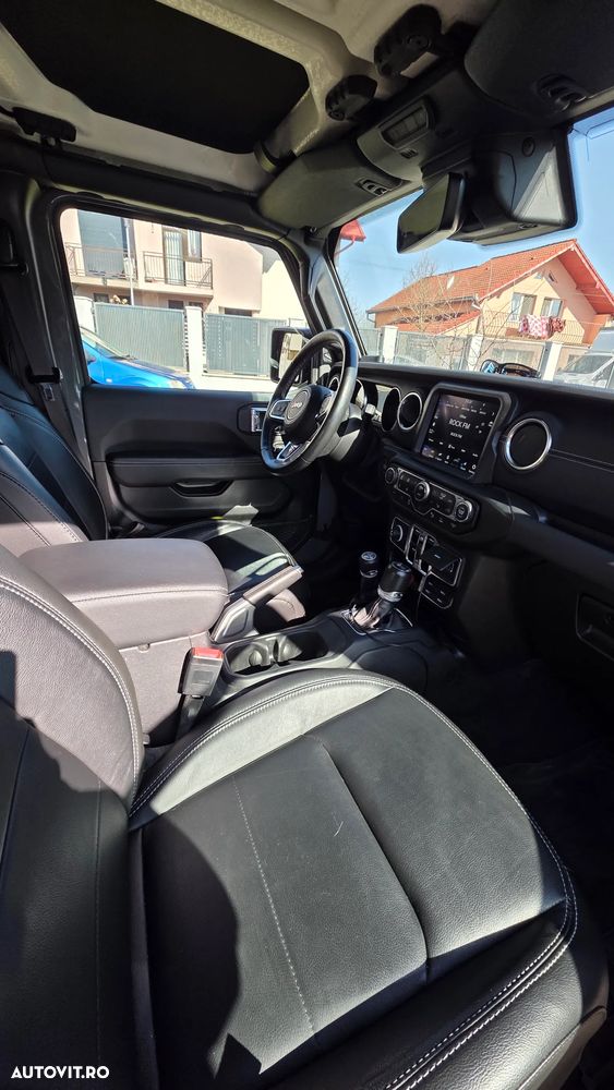 Jeep Wrangler 2.0 4xe AT8 PHEV Sahara - 17