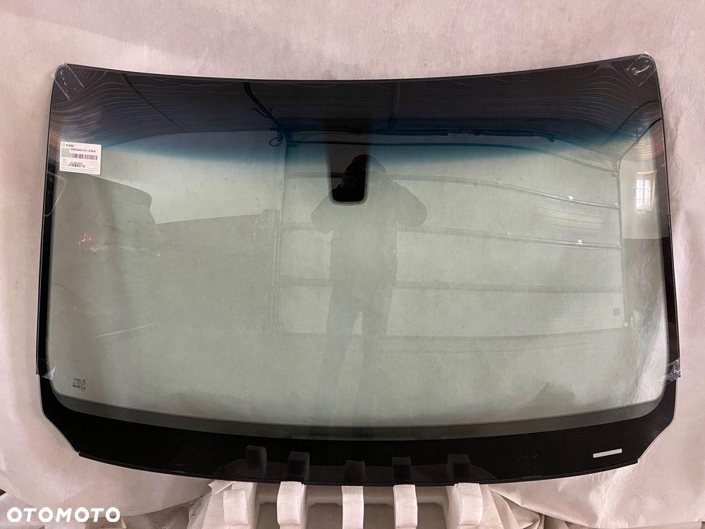 szyba przednia czołowa chrysler voyager po 2017- - 1