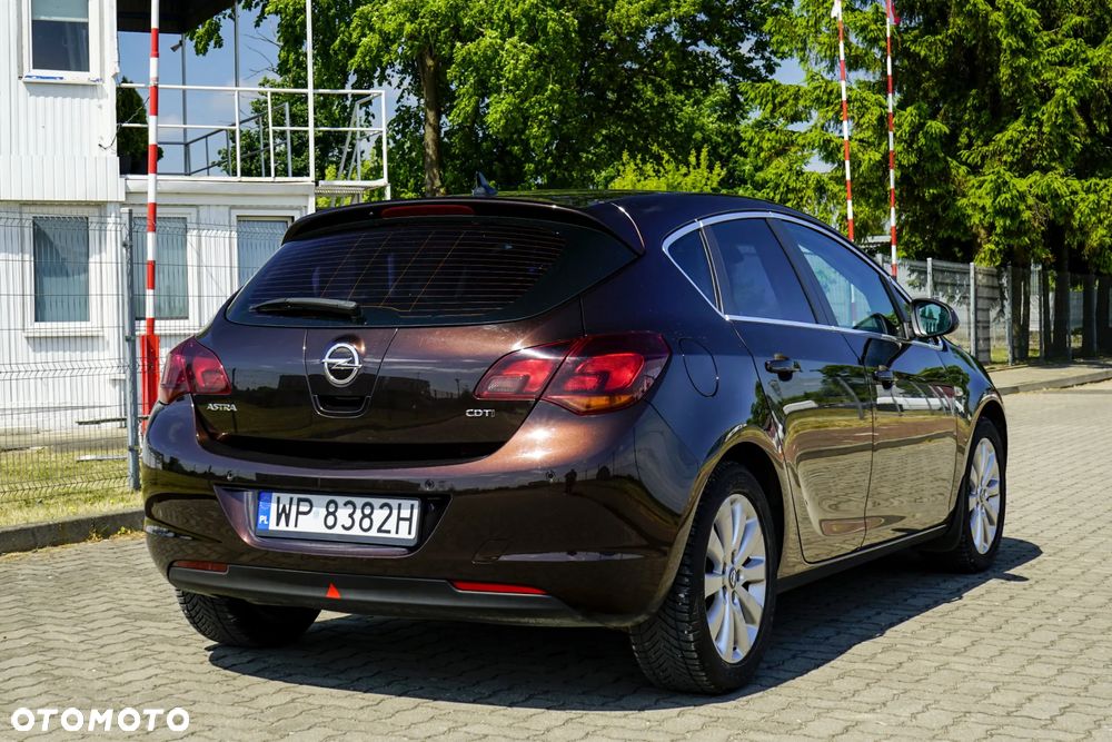 Opel Astra 1.7 CDTI DPF Innovation - 10