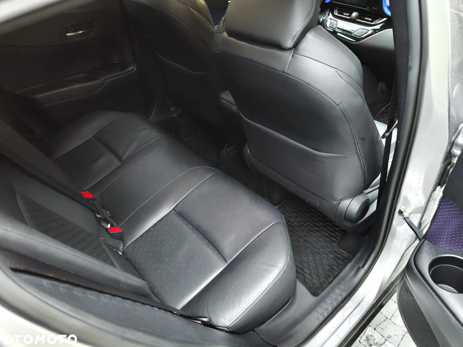 Toyota C-HR 1.2 T GPF Premium - 5