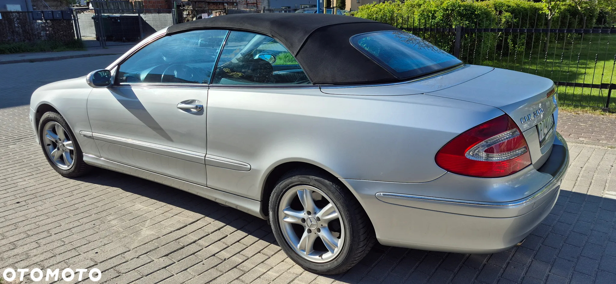Mercedes-Benz CLK - 10