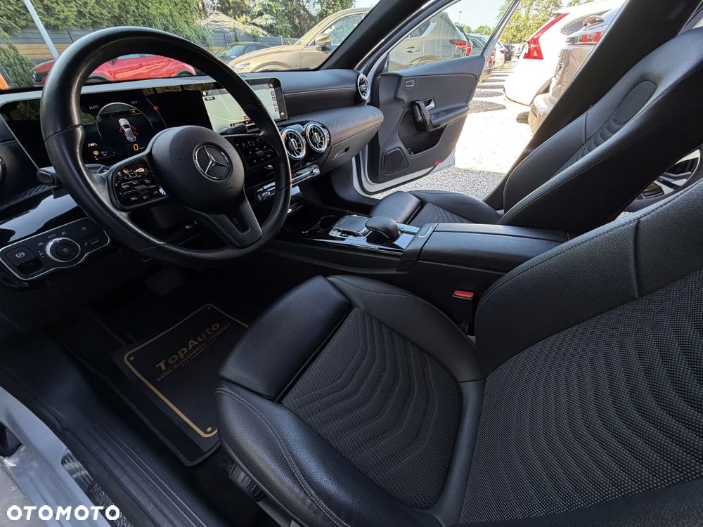 Mercedes-Benz Klasa A 180 d 7G-DCT Edition 1 - 18