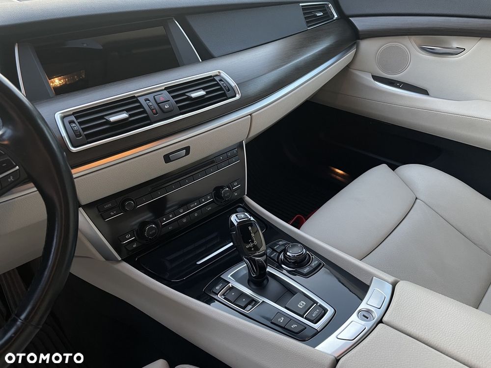 BMW 5GT 530d xDrive - 23