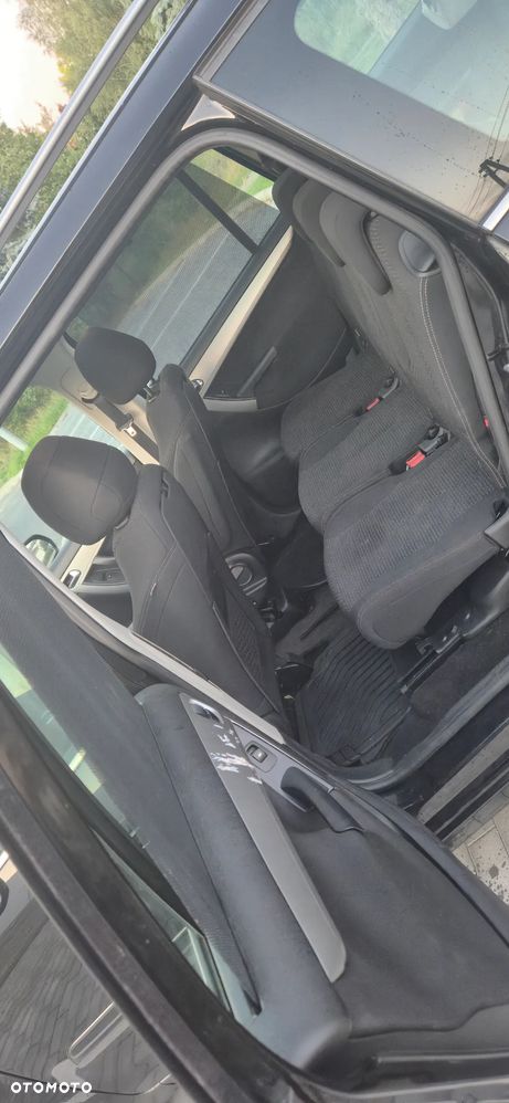 Citroën C4 Picasso - 8
