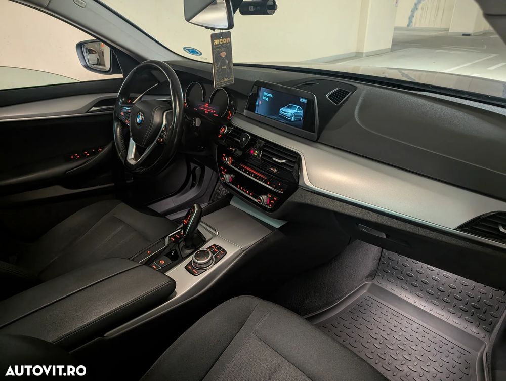 BMW Seria 5 520d xDrive Touring Aut. - 7