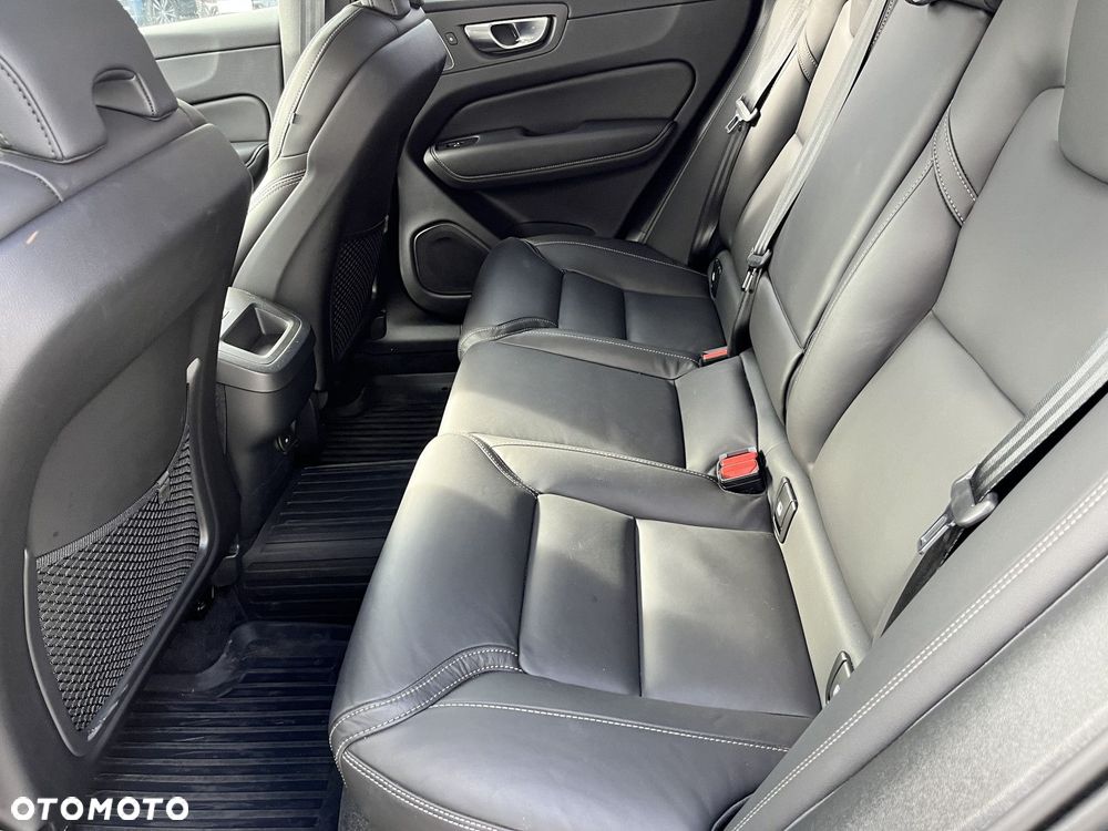 Volvo XC 60 - 25