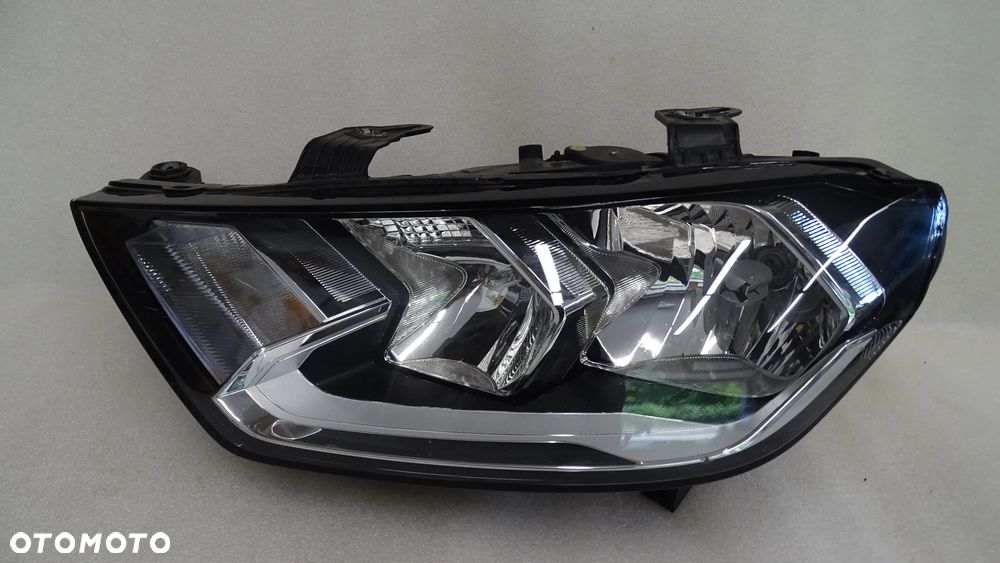 AUDI A1 II 82A - lampa przednia lewa - 1
