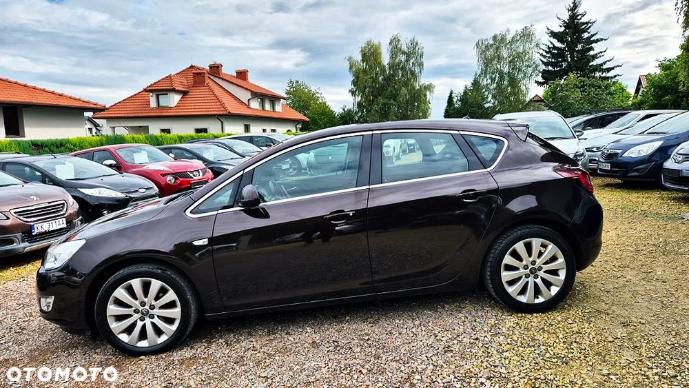 Opel Astra 1.4 Cosmo - 23