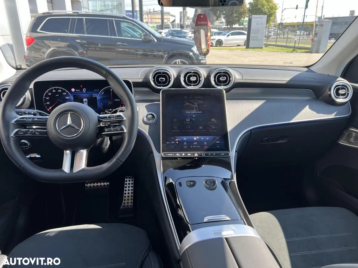 Mercedes-Benz GLC 300 de 4MATIC - 12