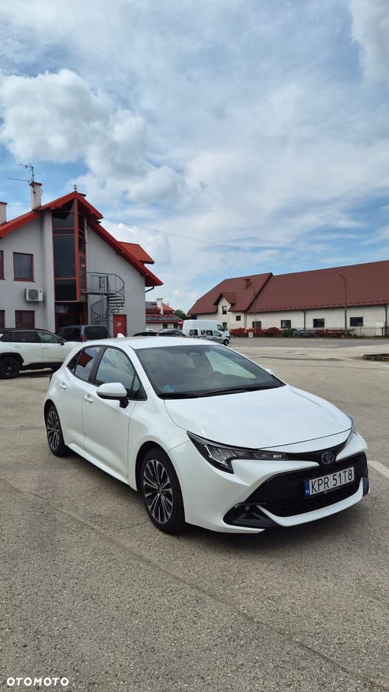 Toyota Corolla - 1