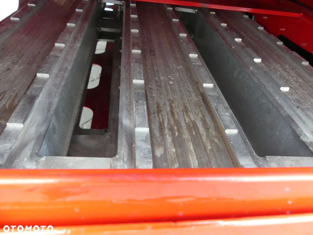 Janmil NISKOPODWOZIOWA / FABRYCZNIE NOWA / ZAGŁĘBIANA  / - 33